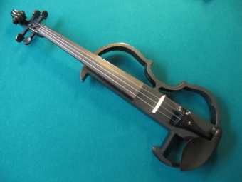 Elektrische 4/4 viool 09E102 zwart